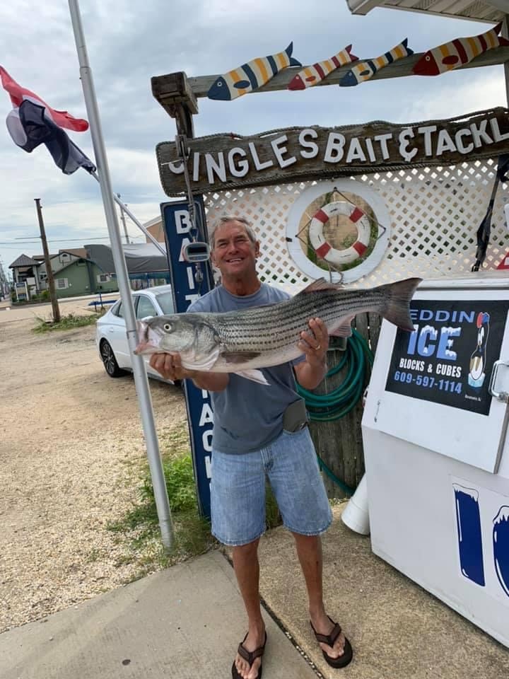 Rich Sherman 18.4lbs! 37.5″ Jingles Bait and Tackle Beach Haven (LBI), NJ